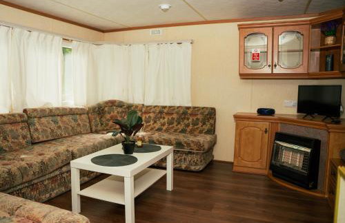 Domek na Mazurach nad stawem z jacuzzi - Photo 16