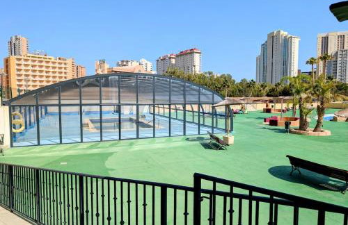 Apartamento con piscina de verano e invierno - Photo 36