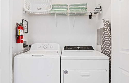 Renovated Condo by Convention Center & I-drive - Foto 42