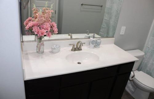 Modern Desert Retreat w AC & Mountain Views - Foto 30