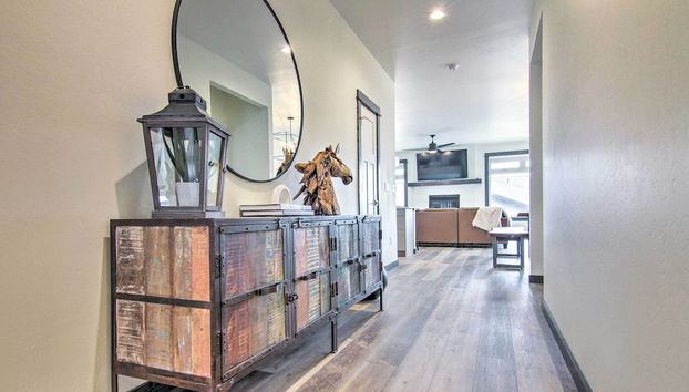 Modern Bozeman Family Townhome with Hot Tub! - Foto 3, Interni