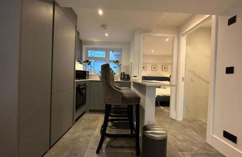 House - Sleeps 4 & Free Parking - Foto 4