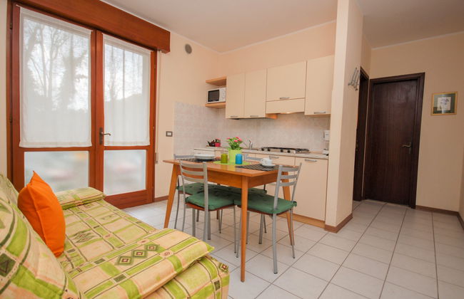 2 bedroom Apartment in Lignano Sabbiadoro with garden - Photo 6