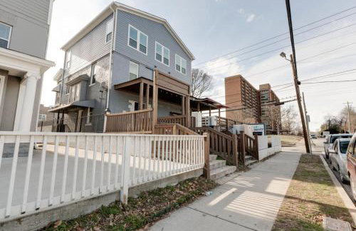 Parthenon Getaway - 2Bdrm - Foto 2