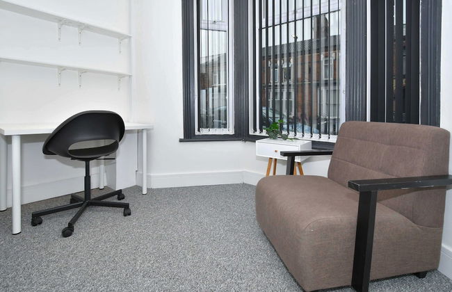 Townhouse @ 202 Walthall Street Crewe - Photo 17