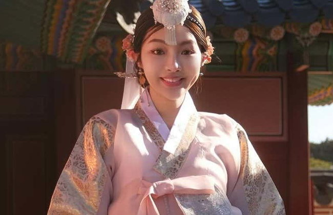 Traditional Hanbok Rental - Photo 1