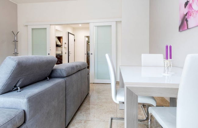 JOIVY Milano Fiera Cozy & Elegant Apartment - Photo 18