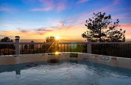 The KingDome - A Unique, Royal Experience with Hot Tub, Rooftop and Views - Foto 2