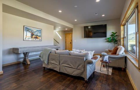 The Yellowstone - Spacious Wapiti Valley Cabin with Stunning Views! - Foto 39