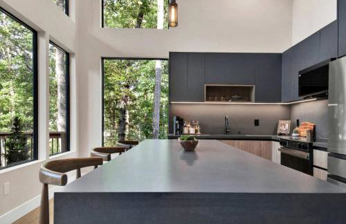 Luxury Mountain Retreat with Hot Tub Near Lake Hartwell & Clemson, SC - Foto 18