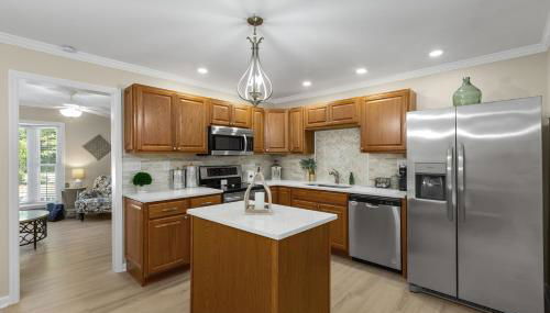 Coastal Home with Inground Pool - Foto 3, stove, dishwasher, toaster