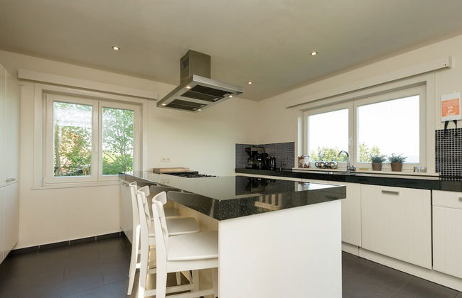 Lovely Villa in Durbuy with Hot Tub - Foto 9