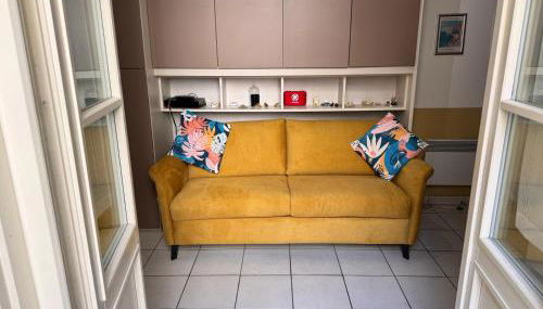 Grimaldi Central AC 2 terraces Wifi 5mins SEA - Foto 2, wardrobe