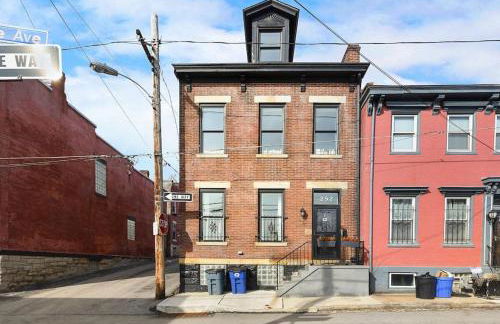 HostWise Stays - The Alpine - Family Friendly, Great Area, 3BR Home - Foto 6