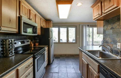 Chalets Resort LAKEFRONT Cottage Free Amenities Amazing views Kayaks 2 Pools - Foto 32