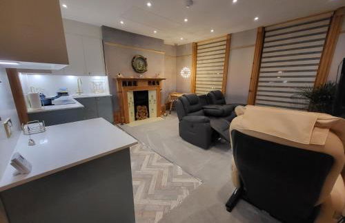 Sunset Point Apts - Aqua Therapy Suite - Foto 6