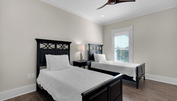 Bright and Modern - Down the Street to the Beach - Foto 3, Habitación