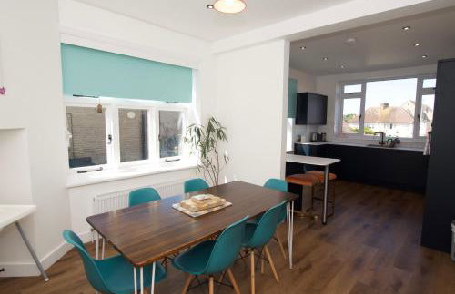 Beautiful large 3-bed coastal flat with parking. - Foto 9