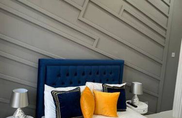 Cheerful 2 Bedroom Homely Apartment, Sleeps 4 Guest Comfy, 3x Double Bed, Parking, Free WiFi, Suitable For Business, Leisure Guest,Glasgow, Glasgow West End, Near City Centre, Perfect For Common Wealth Games 2026 - Foto 9