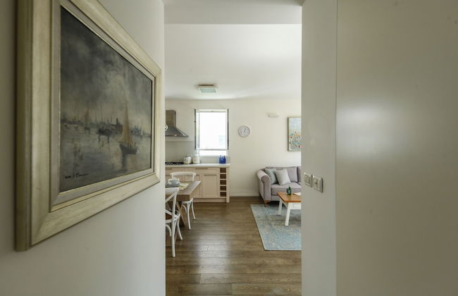 Stunning 2BR Apartment in Beeri - Foto 2