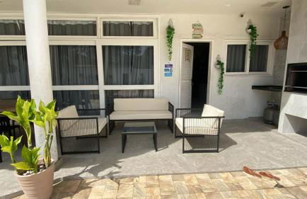 Casa Guarujá Esquina com Beira mar com Piscina grande na Enseada Pé na areia 50 metros - Foto 4