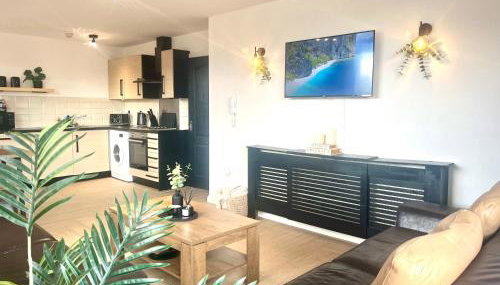 Spacious 3BR City Centre Apartment Free Parking - Foto 2