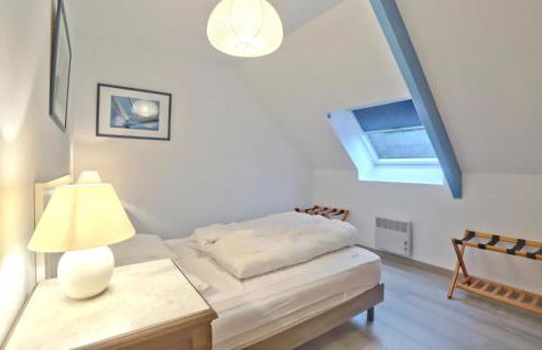 Cozy Home In Quettehou With Wifi - Foto 19