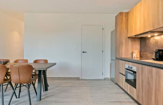 Spacious 3 Bedroom Apartment With Private Garage - Foto 13