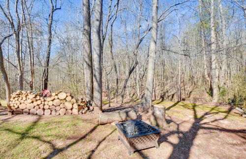 Rustic Jefferson Retreat with Fire Pit Near Athens! - Foto 3