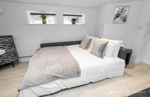 Mousehole by Grandeur Property - Photo 32