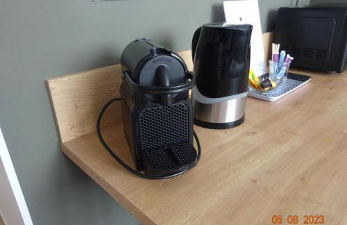 Dandy - studio confort, espace café, petite cour privée au coeur de Nogent - Foto 8