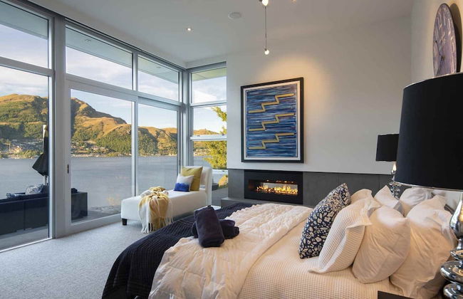 Supreme Lakefront Luxury Villa - Foto 1