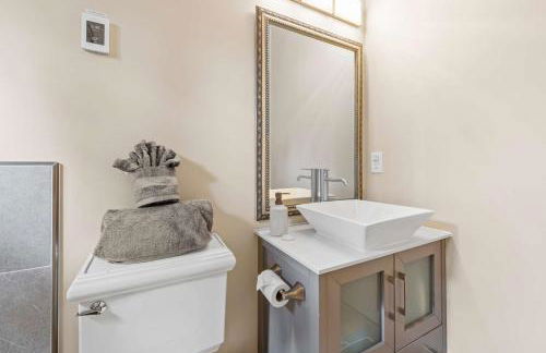 Tahoe City Retreat - For 8 - Foto 41