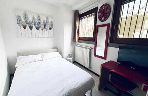 Near Airport -BGY BERGAMO AIRPORT STAY - Free WIFI - Foto 14