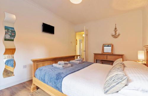 Hazelglade Cottage - Hot Tub, Games Room, Pet Friendly - Photo 34