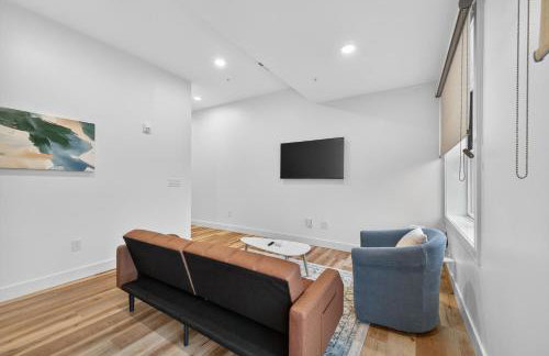 Stylish Downtown Unit with Historic Charm apts - Foto 9