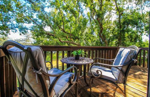 Serene Lakeside Retreat- 3 Bdr Romantic Getaway - Foto 7