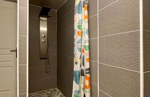 Maison pittoresque à Arlempdes avec cheminée et terrasse - FR-1-582-114 - Foto 13