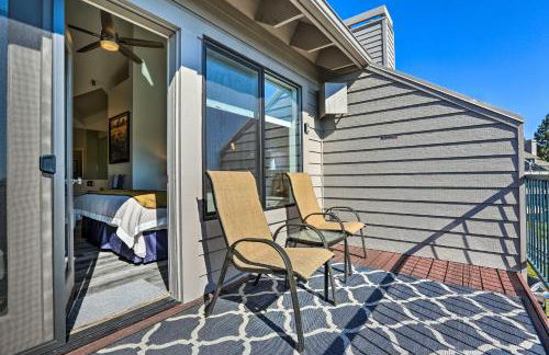 Hiking Trail and Hot Tub Access Bend Condo with Deck - Foto 23