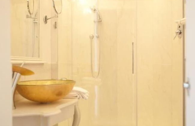 Piazza Venezia Le Camere - Photo 15