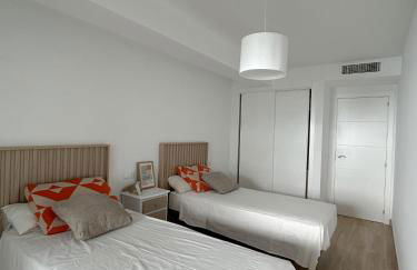 Modern & Relax Apartment in Estepona, Perfect for Families - Photo 3