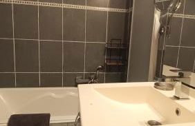 Appartement quartier Libération - Photo 11