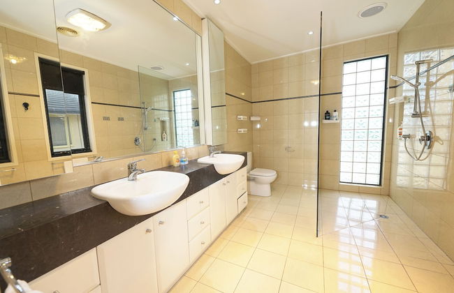 Luxury 7BRM Lakeside BigHouse Point Cook - Foto 41