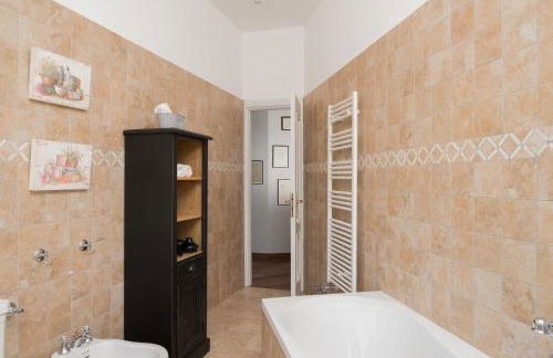 GuestHost - La Riccarda Villa x12 Giardino&Piscina - Foto 29