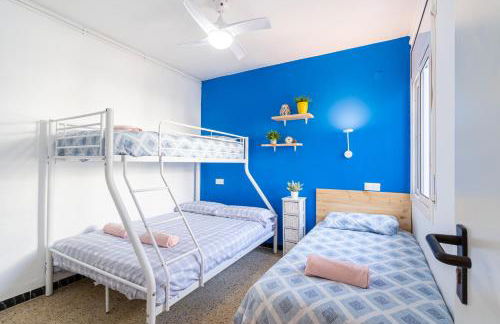 Cambrils Beach - 8 min to Beach - AC - WiFi - Terrace - 8 Guests - Photo 39