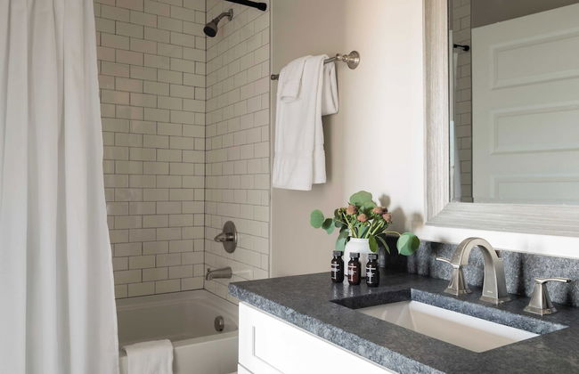 Rhett by Avantstay Stylish Southern Style Flat w/ Gorgeous Design - Foto 9