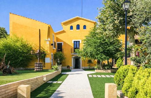 9 Bedroom Cozy Home In Olerdola - Foto 1