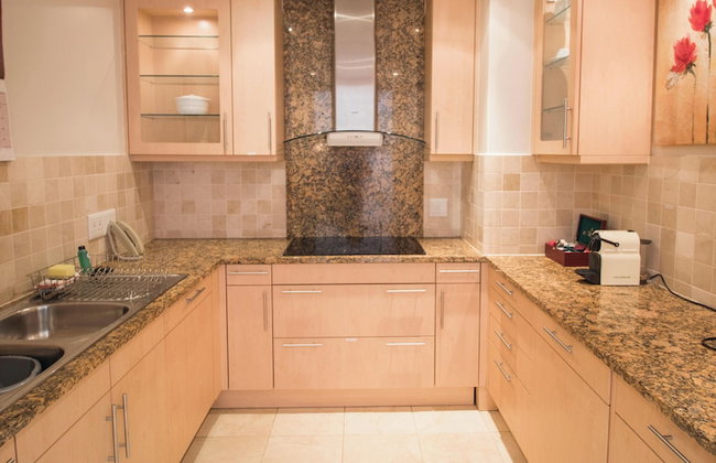 Two Bedroom Apartment - Fully Furnished and Design - Photo 8