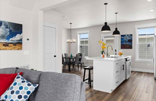 Stay with Style in this Townhome - Photo 13