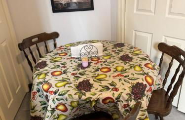 Beautiful 2 Bedroom Suite - Foto 14